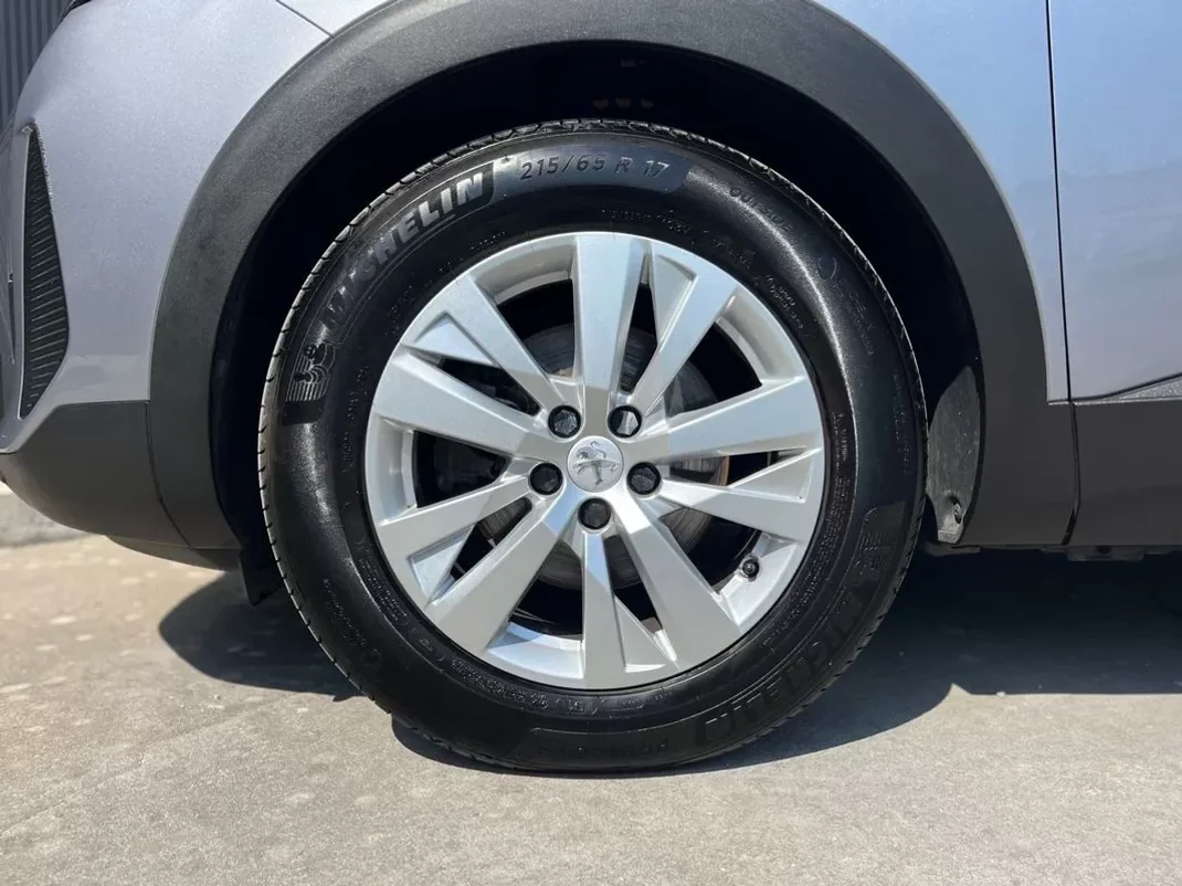 Peugeot 3008 2021 - 20490 EUR, 94000 km - AUTO.MOTO.pt - 94000km - foto 7 de 27