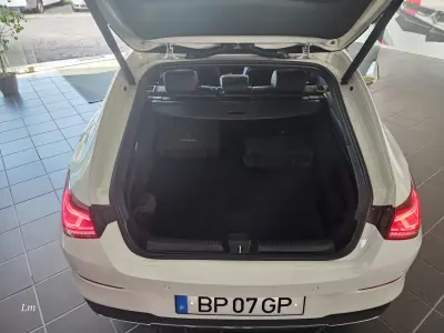 Mercedes-Benz CLA 250 2021 - 30000 EUR, 77000 km - AUTO.MOTO.pt - 77000km - foto 15 de 15
