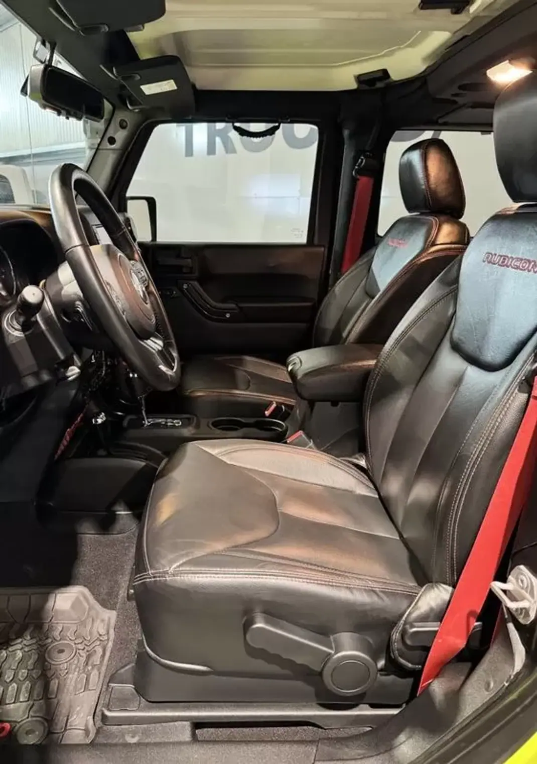 Jeep Wrangler 2019 - 65000 EUR, 19000 km - 19000km - foto 21 de 60