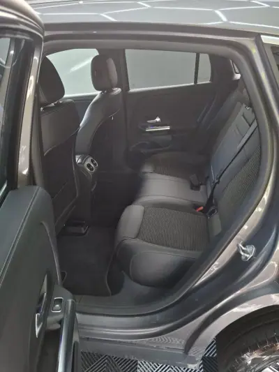 Mercedes-Benz EQA 2022 - 31500 EUR, 41346 km - AUTO.MOTO.pt - 41346km - foto 10 de 22