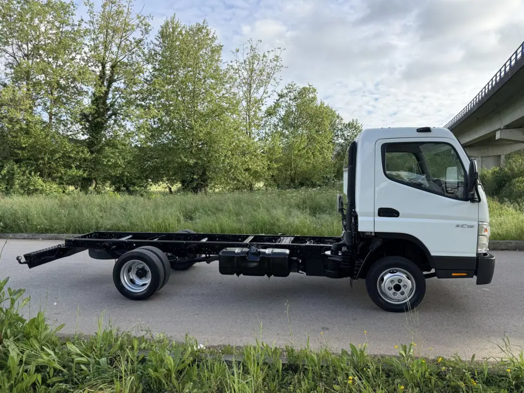 Mitsubishi 2011 - 19750 EUR, 190000 km - AUTO.MOTO.pt - 190000km - foto 6 de 22