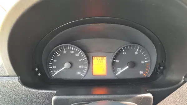 Mercedes-Benz SPRINTER 316 CDI Iva dedutivel 2017 - 18900 EUR, 316038 km - AUTO.MOTO.pt - 316038km - foto 17 de 22