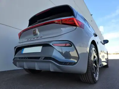 Cupra Born 2024 - 32400 EUR, 12000 km - AUTO.MOTO.pt - 12000km - foto 10 de 34