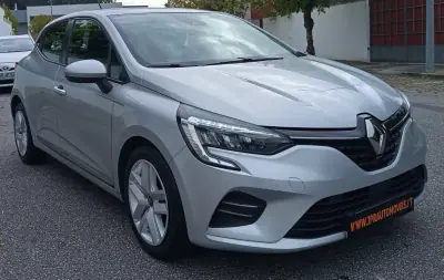 Renault Clio 2020 - 12900 EUR, 133500 km - AUTO.MOTO.pt - 133500km - foto 3 de 16