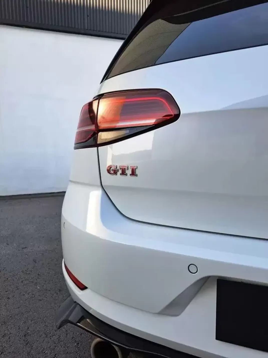 Volkswagen Golf 2019 - 28900 EUR, 108000 km - AUTO.MOTO.pt - 108000km - foto 10 de 32