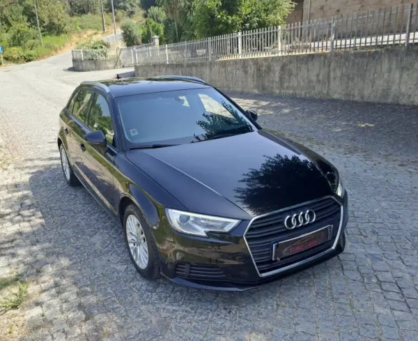 Audi A3 Sportback 2017 - 15500 EUR, 160000 km - AUTO.MOTO.pt - 160000km - foto 7 de 14
