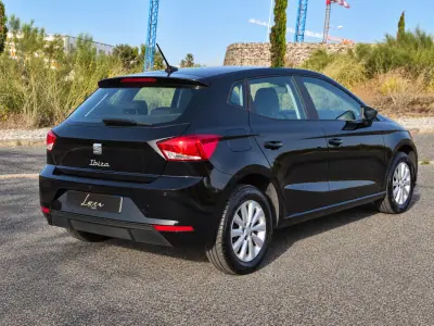 SEAT Ibiza 2022 - 11990 EUR, 100630 km - 100630km - foto 4 de 19