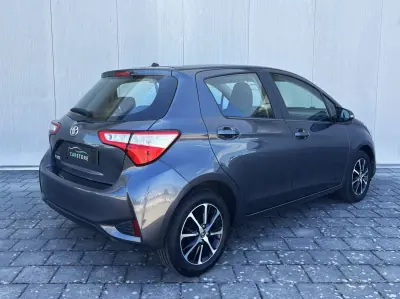 Toyota Yaris 2020 - 12990 EUR, 88000 km - AUTO.MOTO.pt - 88000km - foto 4 de 38