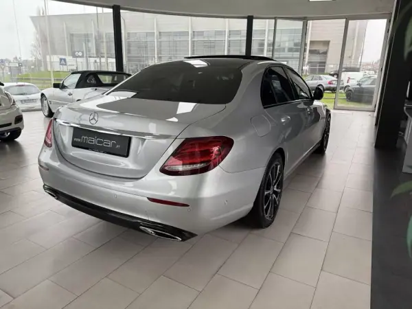 Mercedes-Benz E 220 2020 - 34990 EUR, 84701 km - AUTO.MOTO.pt - 84701km - foto 24 de 29