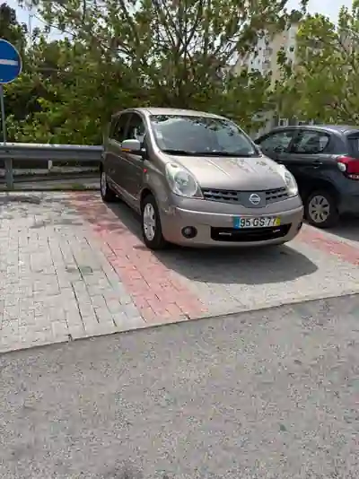 Nissan Note 2008 - 3850 EUR, 226000 km - AUTO.MOTO.pt - 226000km - foto 4 de 4