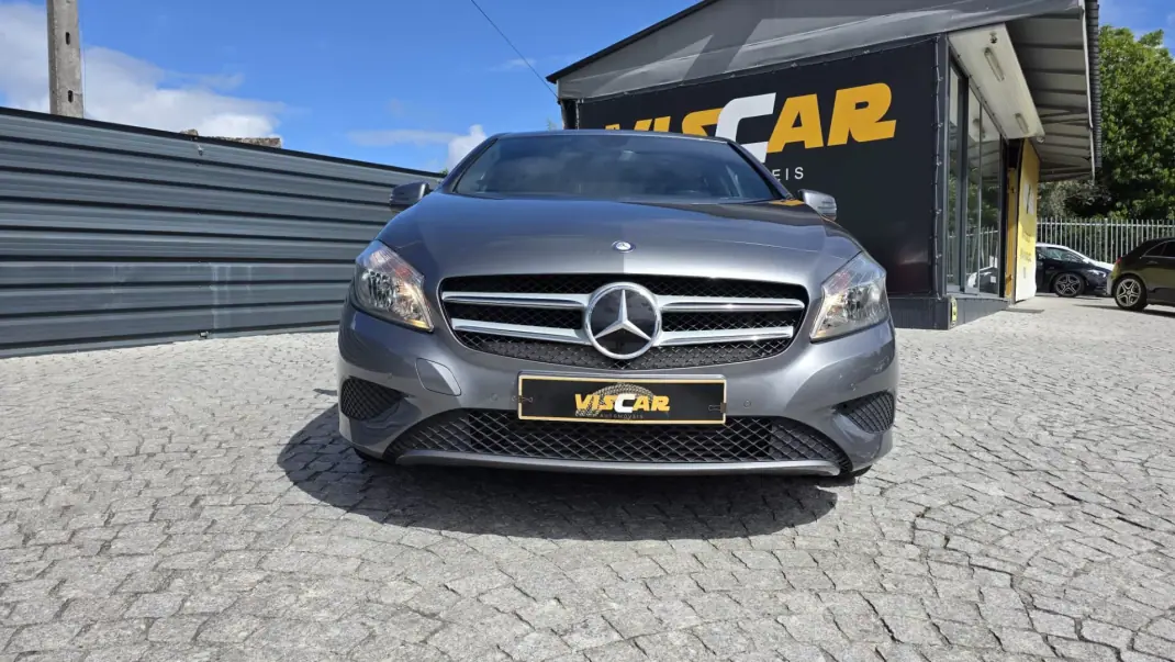 Mercedes-Benz A 180 2014 - 14990 EUR, 149000 km - AUTO.MOTO.pt - 149000km - foto 11 de 29