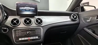 Mercedes-Benz CLA 220 2017 - 22990 EUR, 167000 km - AUTO.MOTO.pt - 167000km - foto 37 de 42