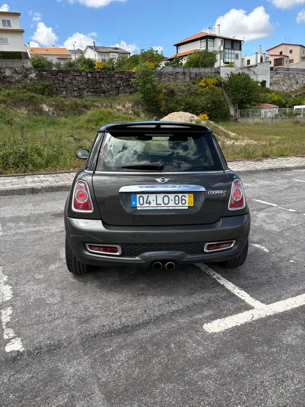MINI Cooper 2011 — foto 3 de 8