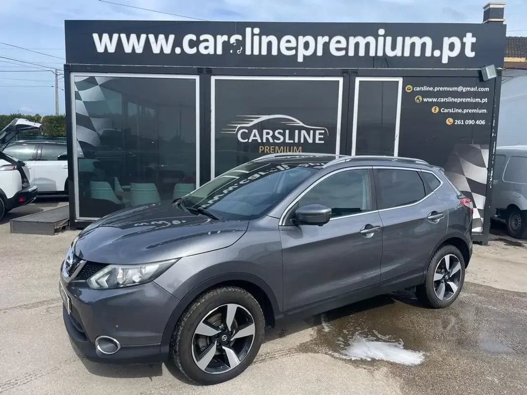 Nissan Qashqai 2017 - 16900 EUR, 127274 km - AUTO.MOTO.pt - 127274km - foto 1 de 26