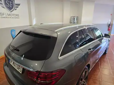 Mercedes-Benz C 300 2020 - 30980 EUR, 98799 km - AUTO.MOTO.pt - 98799km - foto 16 de 47