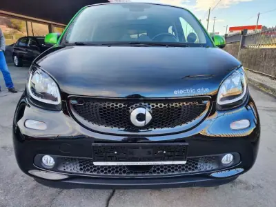 Smart ForFour 2017 - 13500 EUR, 44000 km - AUTO.MOTO.pt - 44000km - foto 9 de 46