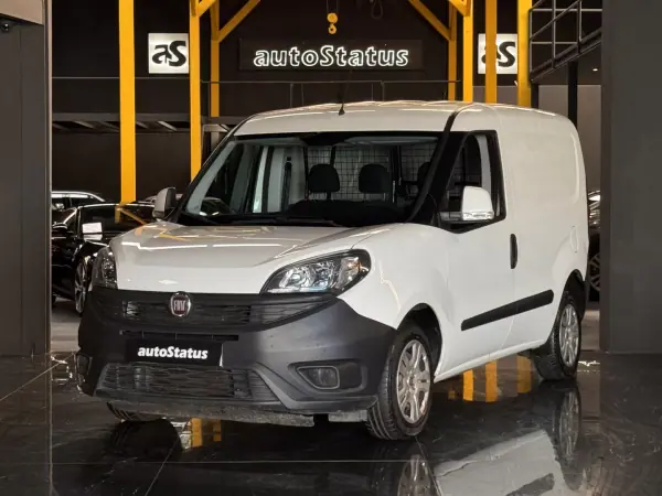 Fiat Doblo 2020 - 10990 EUR, 160200 km - AUTO.MOTO.pt - 160200km - foto 3 de 21