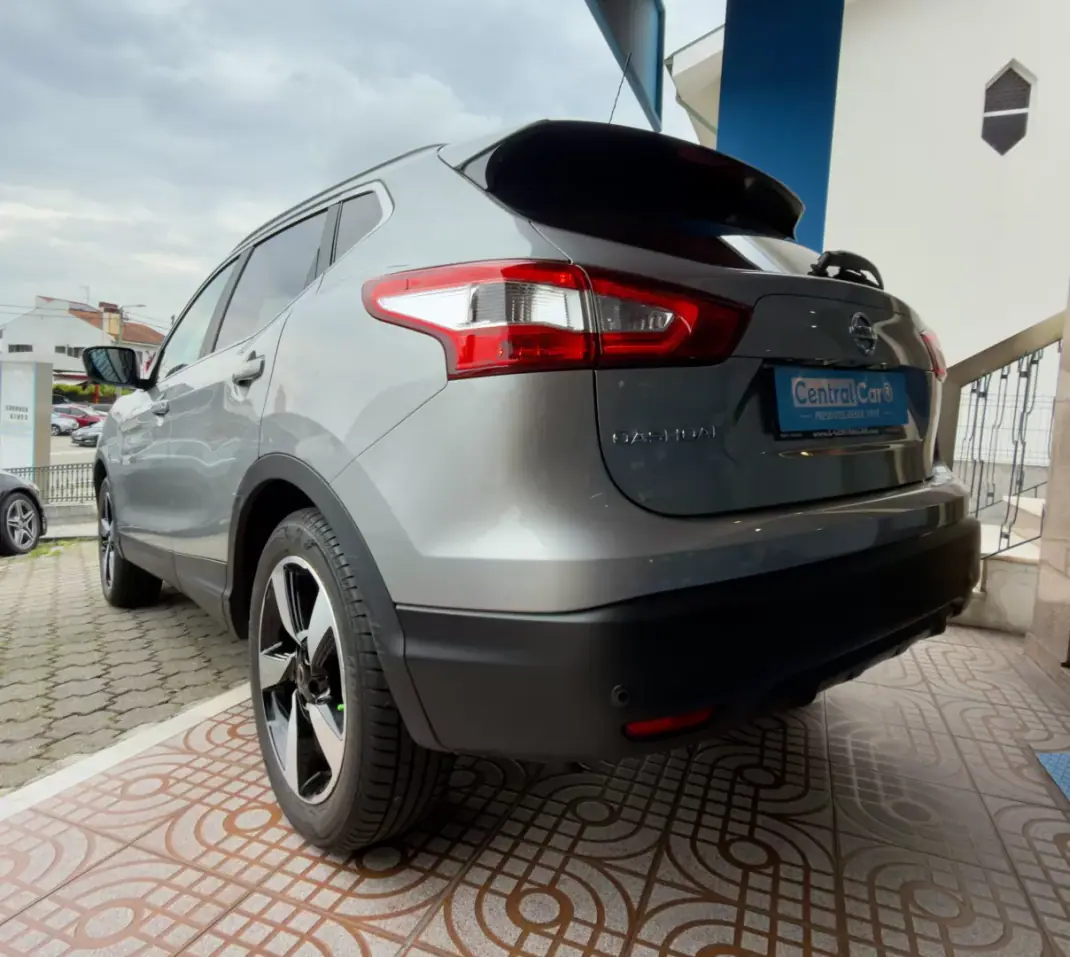 Nissan Qashqai 2016 - 15950 EUR, 76000 km - AUTO.MOTO.pt - 76000km - foto 7 de 26