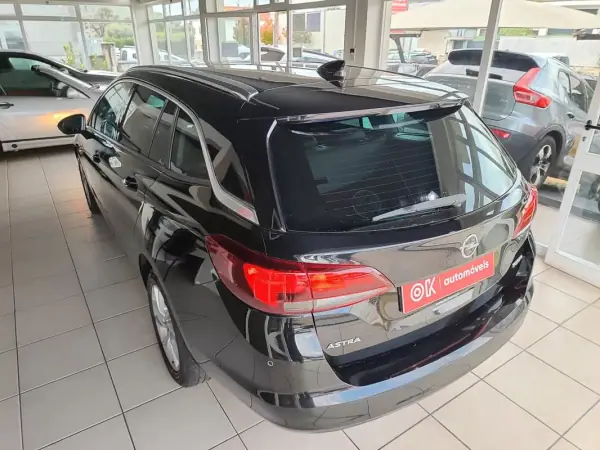 Opel Astra Sports Tourer 2016 - 8890 EUR, 174600 km - AUTO.MOTO.pt - 174600km - foto 7 de 33