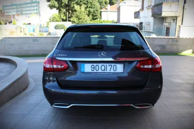 Mercedes-Benz C 200 2015 - 13990 EUR, 221500 km - 221500km - foto 40 de 44