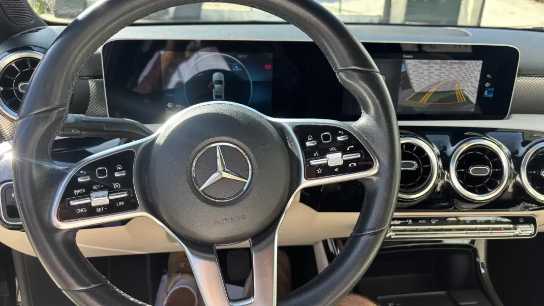 Mercedes-Benz A 200 Limousine 2019 - 22990 EUR, 115000 km - 115000km - foto 8 de 14