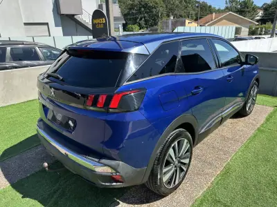 Peugeot 3008 2018 - 14900 EUR, 200000 km - AUTO.MOTO.pt - 200000km - foto 12 de 63