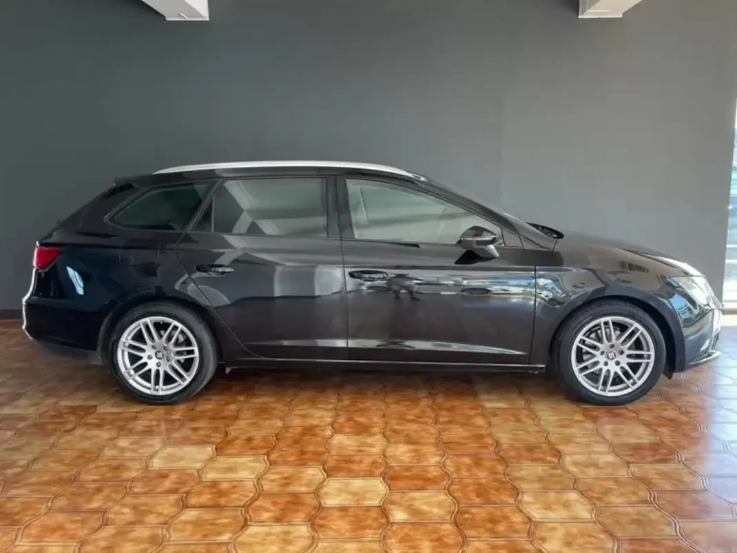 SEAT Leon ST 2014 - 11900 EUR, 193883 km - AUTO.MOTO.pt - 193883km - foto 6 de 8