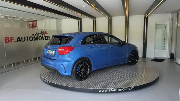 Mercedes-Benz A 180 2013 - 14900 EUR, 188648 km - AUTO.MOTO.pt - 188648km - foto 4 de 57