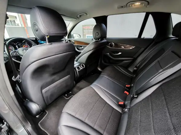 Mercedes-Benz GLC 300 2020 - 36950 EUR, 97454 km - AUTO.MOTO.pt - 97454km - foto 24 de 42