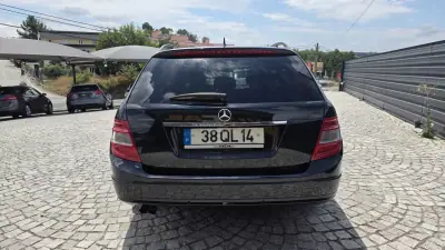 Mercedes-Benz C 200 2011 - 13890 EUR, 240000 km - AUTO.MOTO.pt - 240000km - foto 5 de 19