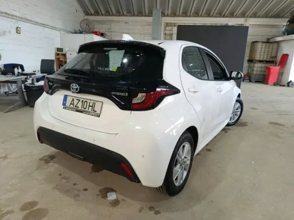Toyota Yaris 2023 - 22500 EUR, 65747 km - AUTO.MOTO.pt - 65747km - foto 4 de 4