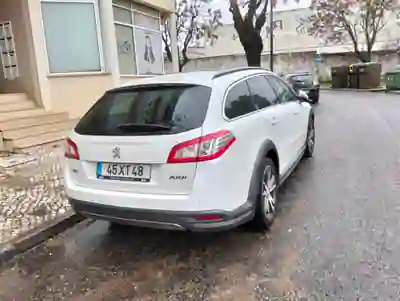 Peugeot 508 RXH 2012 - 7250 EUR, 267000 km - AUTO.MOTO.pt - 267000km - foto 4 de 23