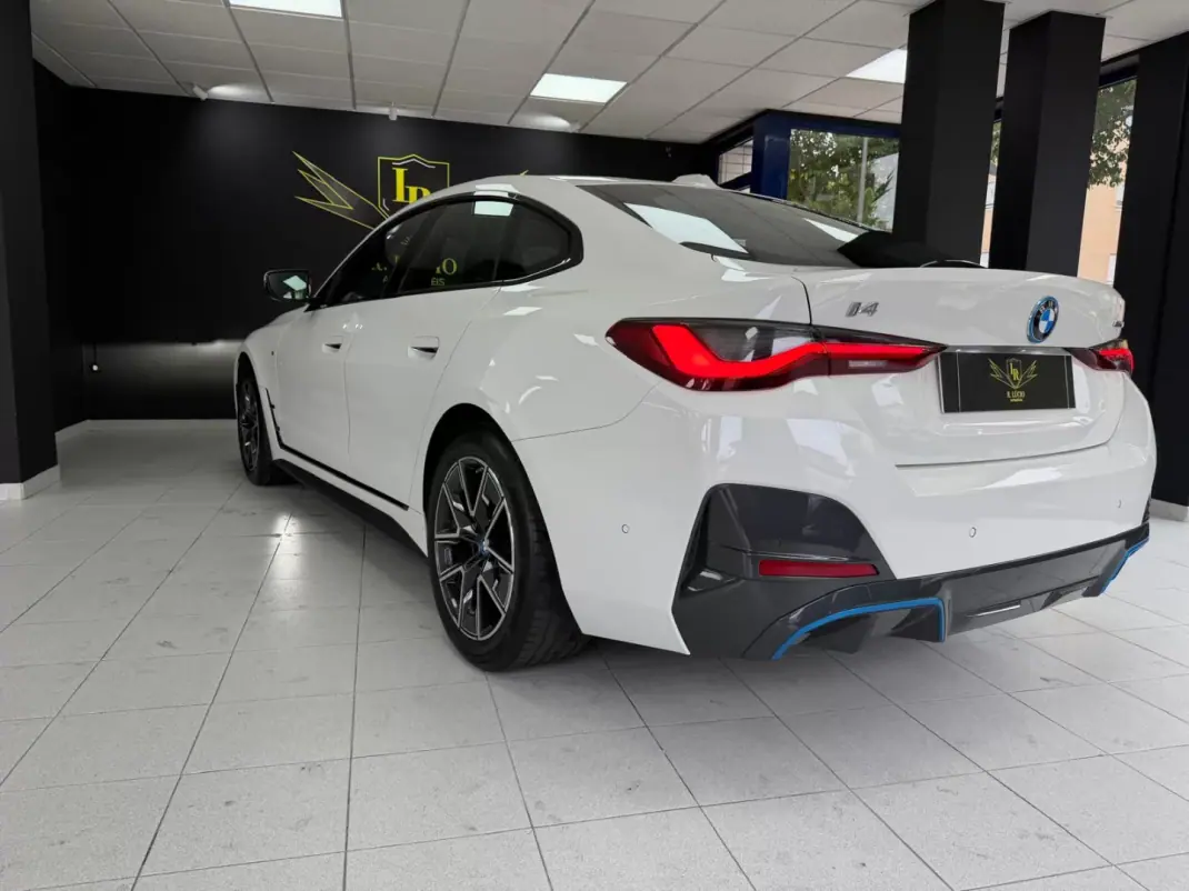 BMW i4 2024 - 43000 EUR, 42572 km - AUTO.MOTO.pt - 42572km - foto 38 de 39