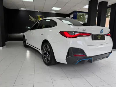 BMW i4 2024 - 43000 EUR, 42572 km - AUTO.MOTO.pt - 42572km - foto 38 de 39