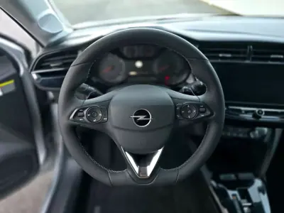 Opel Corsa 2024 - 18590 EUR, 38000 km - AUTO.MOTO.pt - 38000km - foto 13 de 34