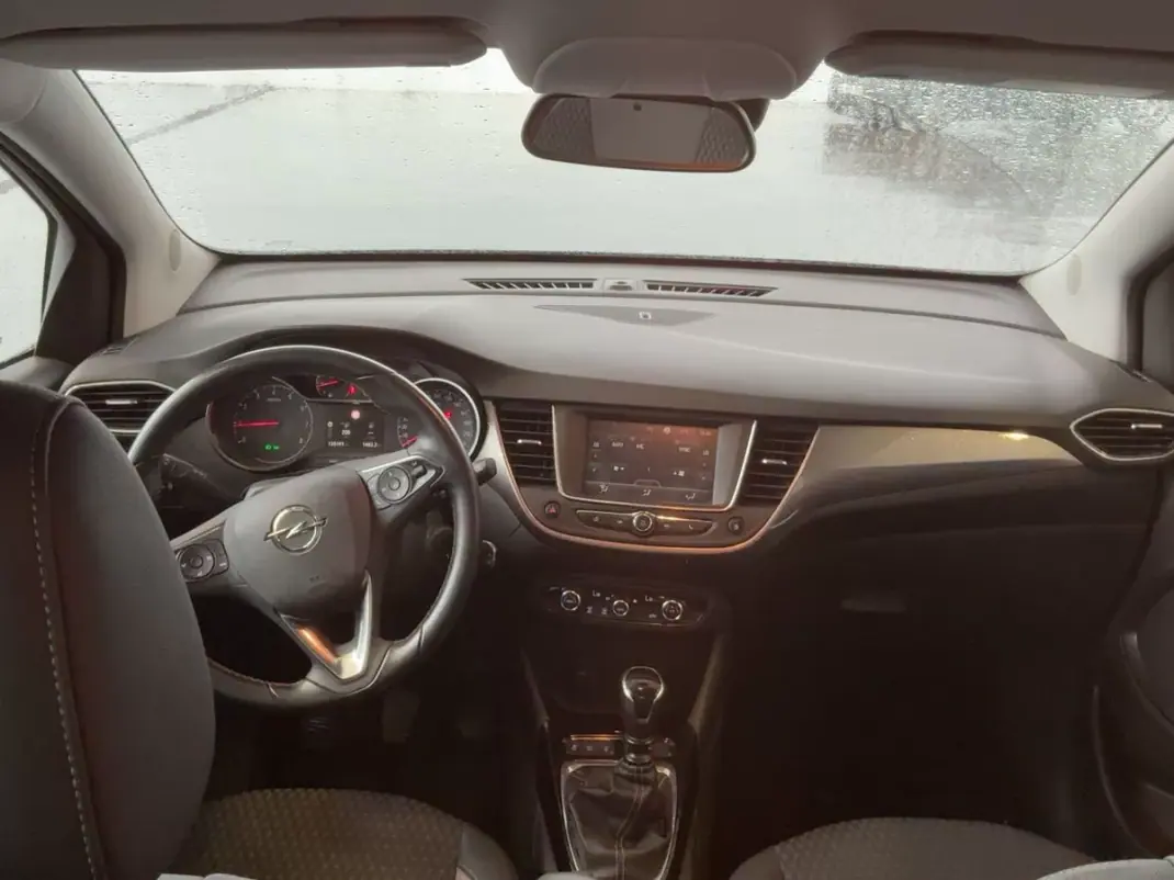 Opel Crossland X 2017 - 13990 EUR, 135191 km - AUTO.MOTO.pt - 135191km - foto 3 de 10