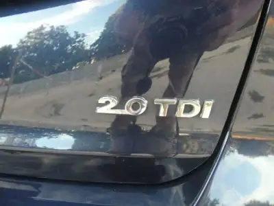 Volkswagen Touran 2012 - 16999 EUR, 182000 km - AUTO.MOTO.pt - 182000km - foto 22 de 28