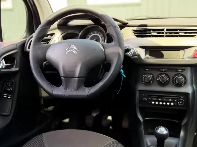 Citroën C3 2014 - 8500 EUR, 166000 km - AUTO.MOTO.pt - 166000km - foto 8 de 14