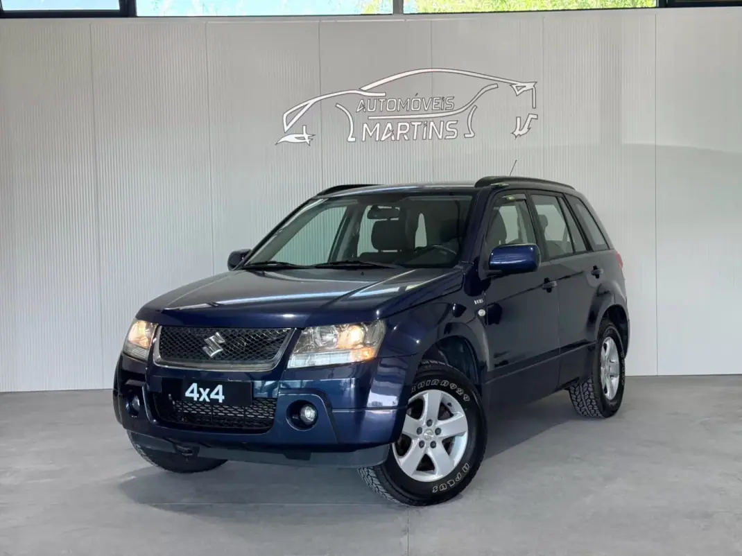 Suzuki Grand Vitara 2006 - 10500 EUR, 189809 km - AUTO.MOTO.pt - 189809km - foto 2 de 20