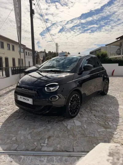 Fiat 500e 2022 — foto 3 de 11