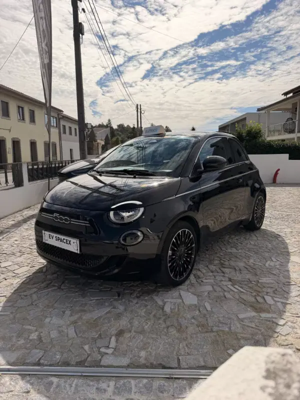 Fiat 500e 2022 — foto 3 de 11