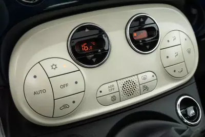 Fiat 500 2021 - 9999 EUR, 113000 km - AUTO.MOTO.pt - 113000km - foto 20 de 21