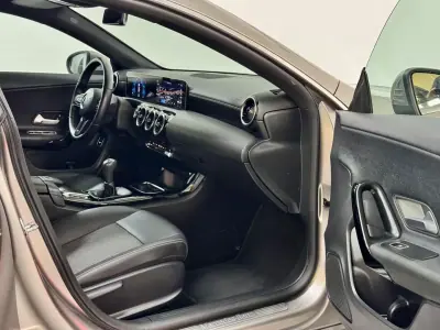 Mercedes-Benz CLA 180 2020 - 19950 EUR, 124000 km - AUTO.MOTO.pt - 124000km - foto 45 de 54