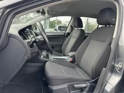 Volkswagen Golf 2019 - 15990 EUR, 95000 km - AUTO.MOTO.pt - 95000km - foto 21 de 27