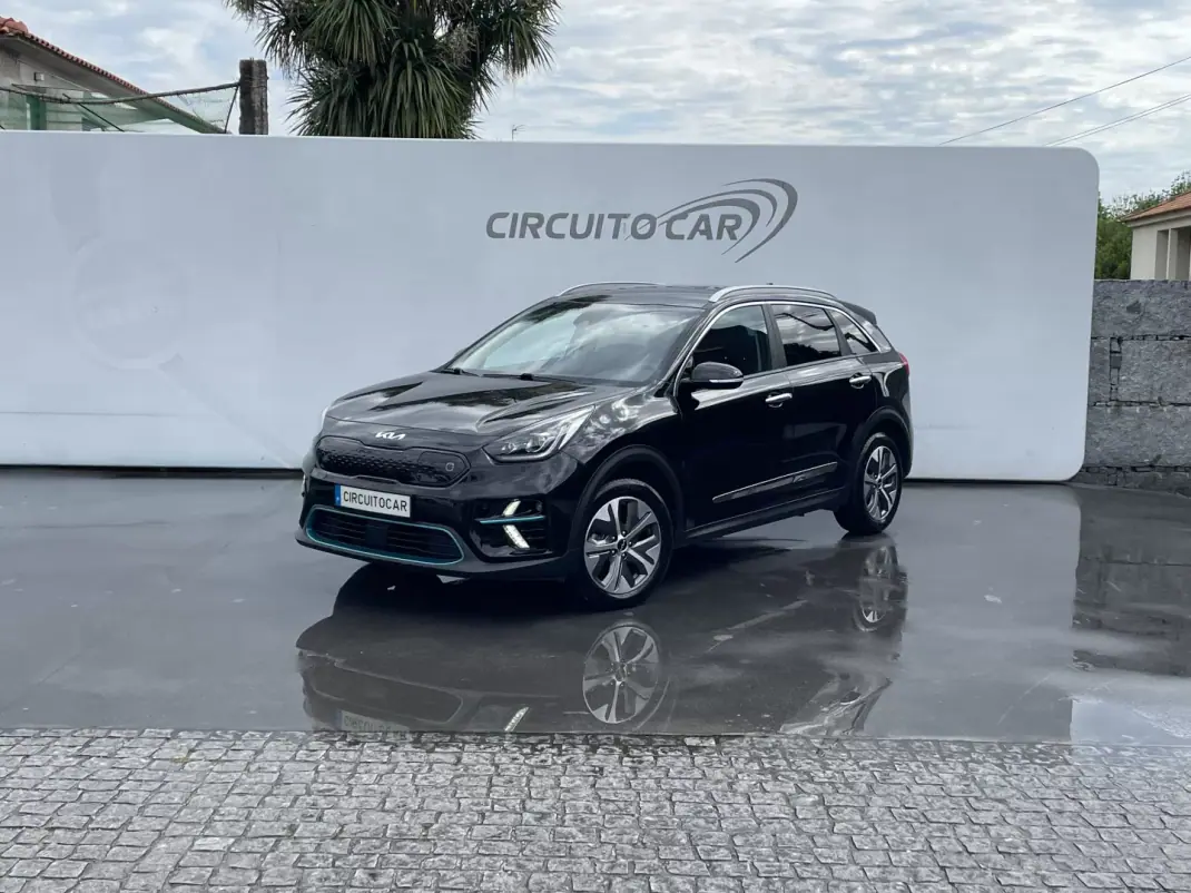 Kia e-Niro 2022 - 22250 EUR, 71631 km - AUTO.MOTO.pt - 71631km - foto 44 de 44