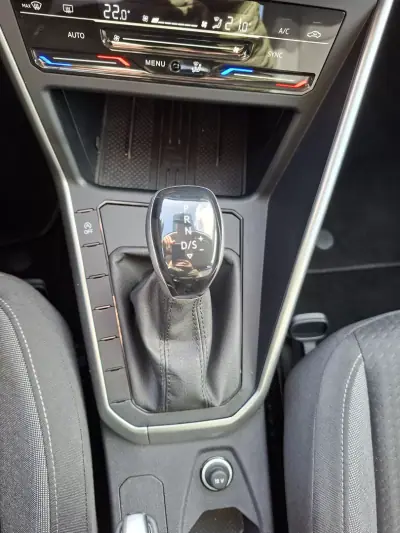 Volkswagen Taigo 2025 - 23500 EUR, 18600 km - AUTO.MOTO.pt - 18600km - foto 23 de 30