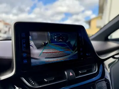 Toyota C-HR 2019 - 23950 EUR, 80000 km - 80000km - foto 23 de 31