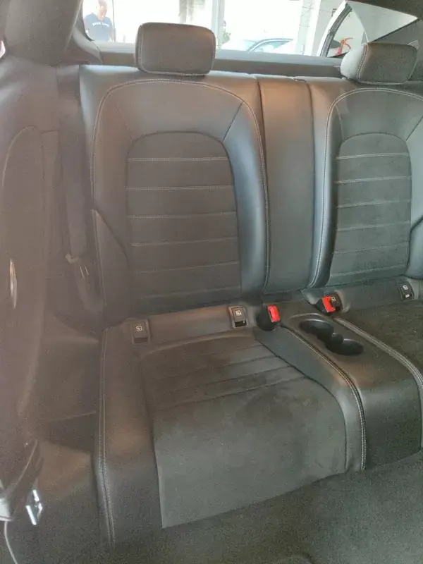 Mercedes-Benz C 250 2016 - 25990 EUR, 219000 km - AUTO.MOTO.pt - 219000km - foto 9 de 38