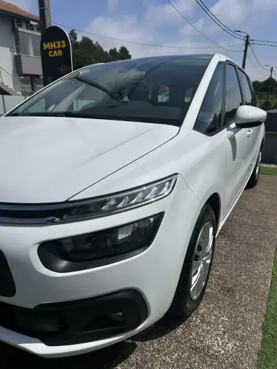 Citroën C4 Spacetourer 2020 - 14500 EUR, 197000 km - AUTO.MOTO.pt - 197000km - foto 7 de 58