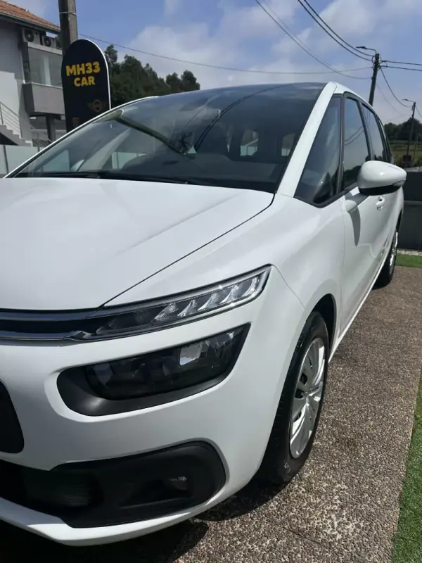 Citroën C4 Spacetourer 2020 - 14500 EUR, 197000 km - AUTO.MOTO.pt - 197000km - foto 7 de 58